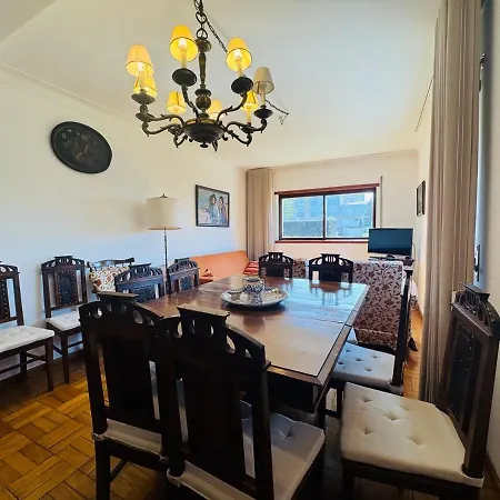 Casa D'avo Mesquit * Fão