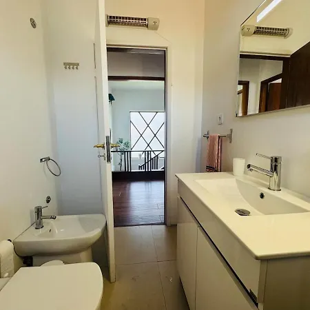 Casa D'avo Mesquit * Fão